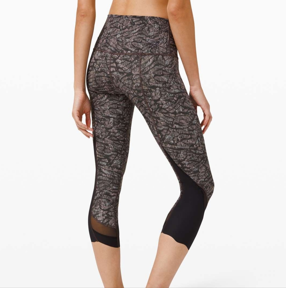 Lululemon Wunder Under Crop